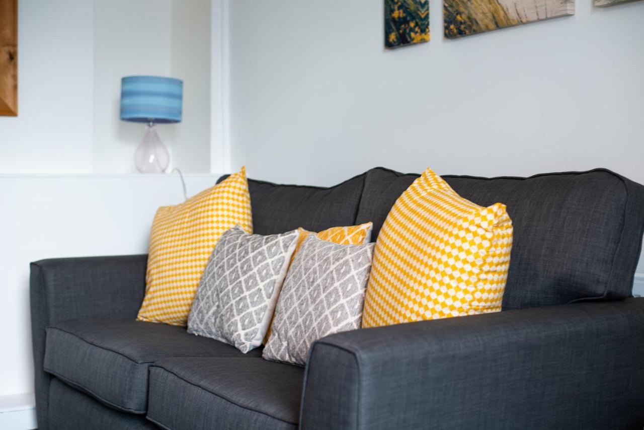 Parking, Smart Tv'S In All Rooms, Central Location Swansea Exterior photo